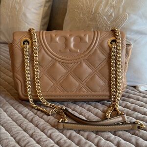 Tory Burch Fleming Soft Quilted Shoulder Bag with Gold Chain